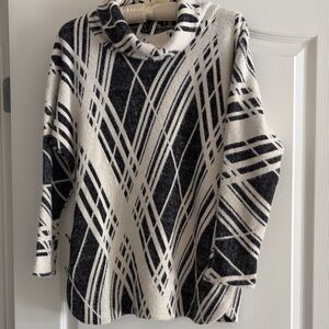 Frank Lyman Design Black and White Cowl Neck Sweater